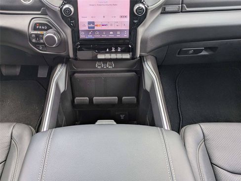 New 2025 RAM 1500 Big Horn AWD/4WD image 19