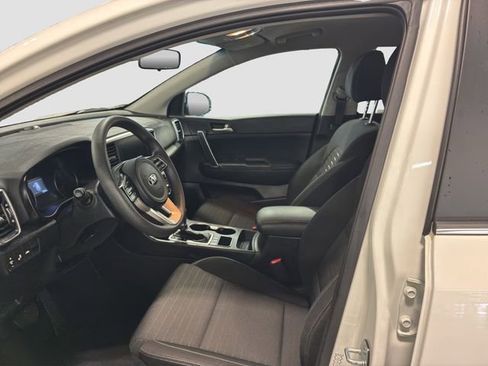 Used 2021 Kia Sportage LX w/ LX AWD Popular Package image 4