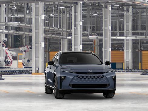 New 2025 Toyota Crown Signia Limited image 16