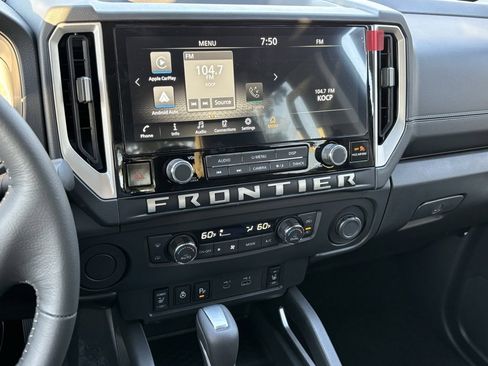 New 2025 Nissan Frontier SV w/ SV Convenience Package image 13