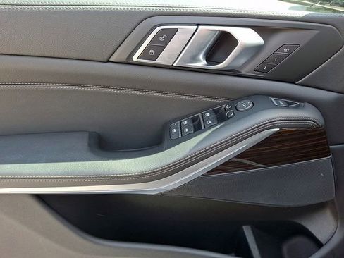 Used 2020 BMW X5 xDrive40i w/ Premium Package image 12