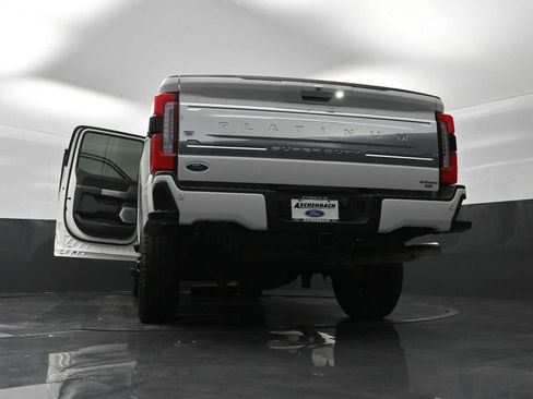 Used 2024 Ford F250 Platinum AWD/4WD image 38