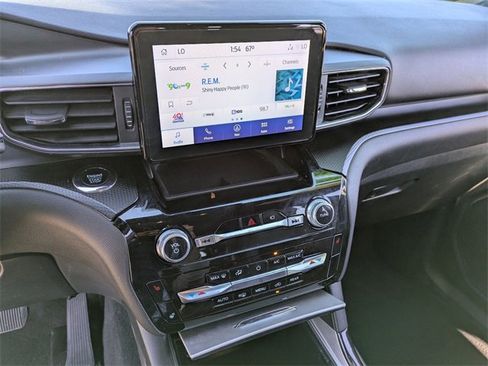 Used 2022 Ford Explorer ST-Line image 13