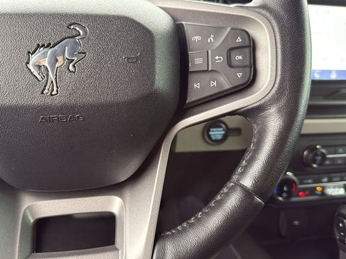 Used 2022 Ford Bronco Big Bend image 16