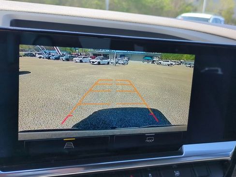 Used 2025 Chevrolet Silverado 1500 LT AWD/4WD image 25