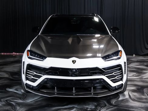Used 2019 Lamborghini Urus AWD/4WD image 12