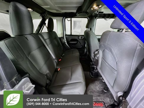 Used 2021 Jeep Wrangler Unlimited Sport AWD/4WD image 16