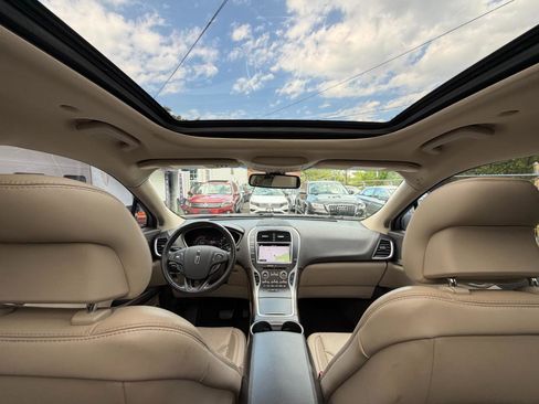 Used 2016 Lincoln MKX Reserve w/ Climate Package AWD/4WD image 48