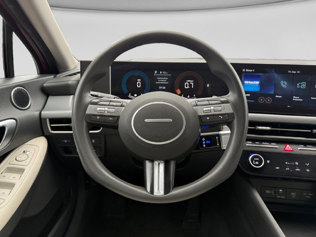 Used 2025 Hyundai Sonata SEL FWD image 15