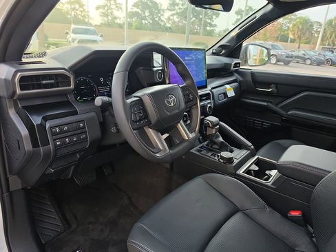 New 2026 Toyota 4Runner Limited AWD/4WD image 7