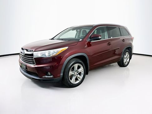 Used 2015 Toyota Highlander Limited Platinum image 3