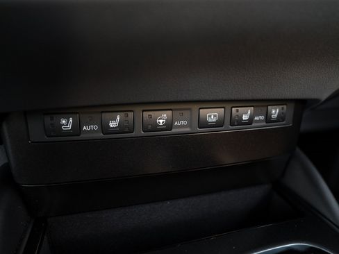 Used 2023 Lexus ES 300h Ultra Luxury image 23