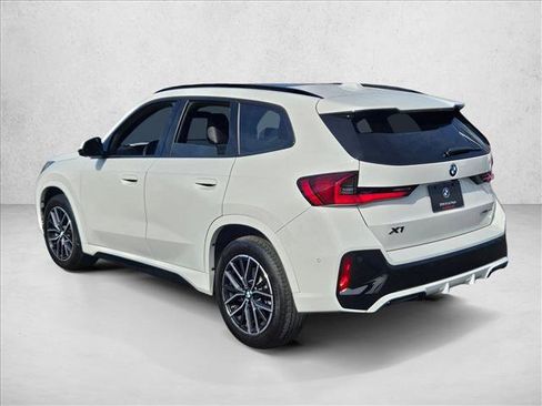 Used 2024 BMW X1 xDrive28i w/ Technology Package image 4