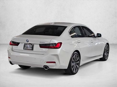 Used 2026 BMW 330i Sedan w/ Premium Package RWD image 5