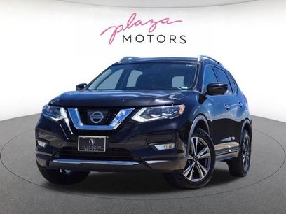 Used 2017 Nissan Rogue SL w/ SL Premium Package