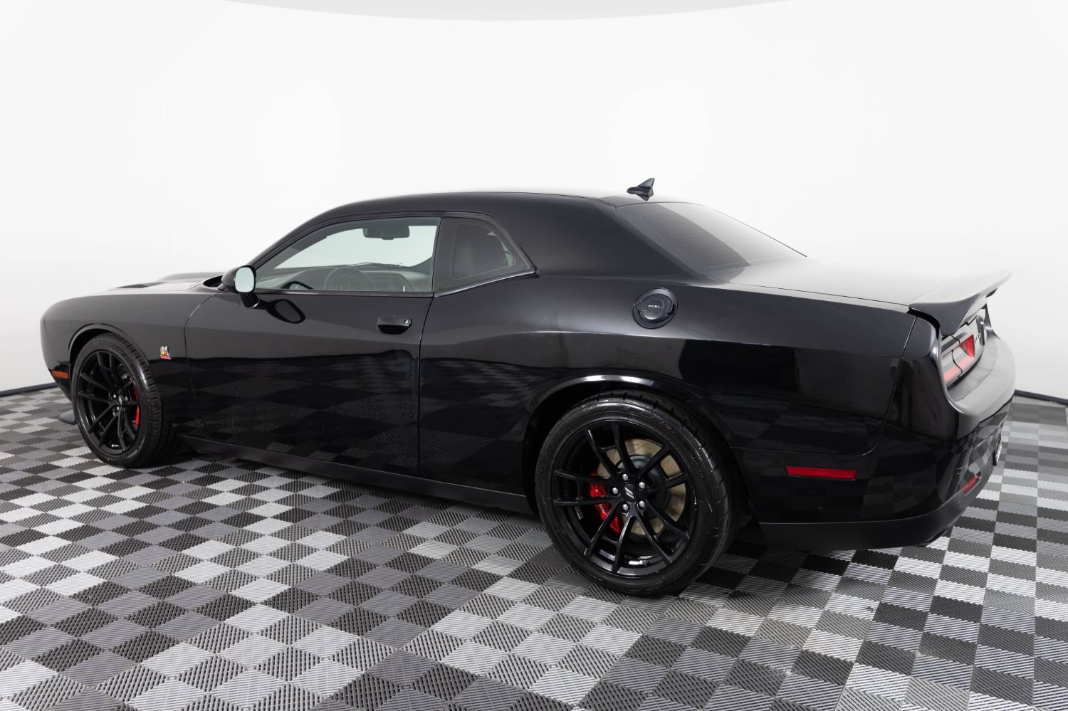 Used 2021 Dodge Challenger R/T Scat Pack w/ Dynamics Package RWD image 4