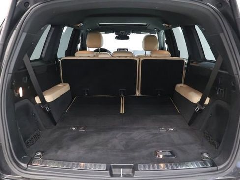 Used 2017 Mercedes-Benz GLS 450 4MATIC image 35