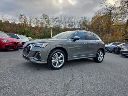 Used 2022 Audi Q3 2.0T Premium Plus image 5