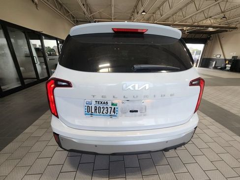 Used 2024 Kia Telluride S FWD image 5