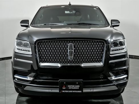 Used 2020 Lincoln Navigator Reserve RWD image 4