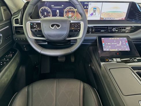 Used 2025 INFINITI QX80 Sensory image 24