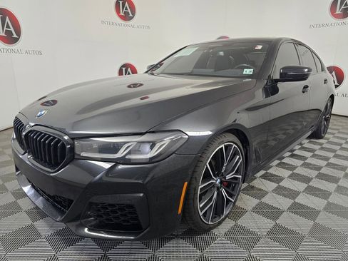 Used 2023 BMW M550i xDrive w/ Executive Package AWD/4WD image 5