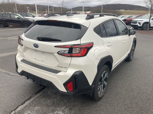 Used 2024 Subaru Crosstrek 2.0i Premium image 7