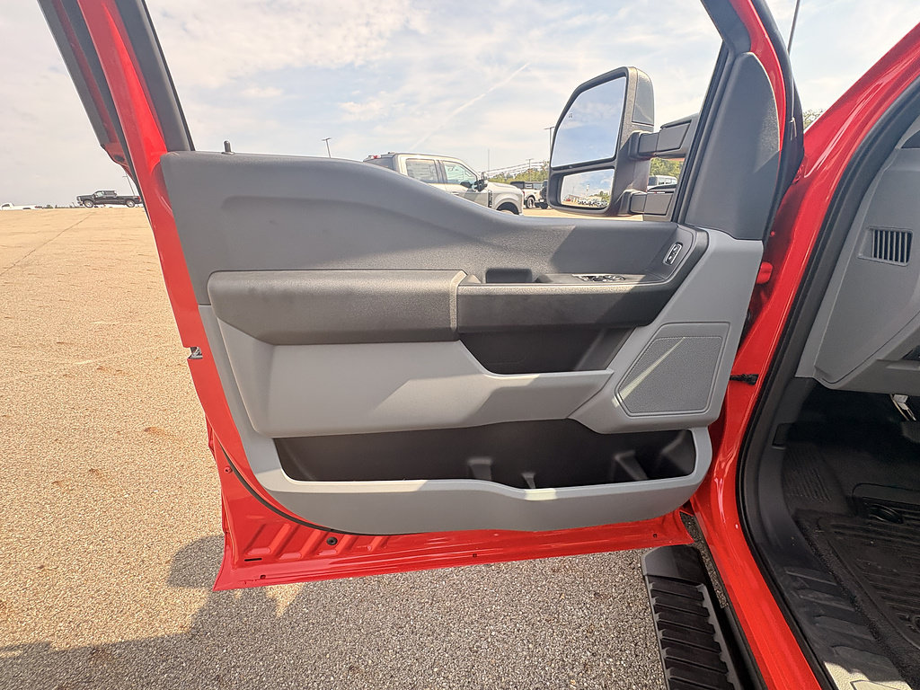 New 2027 Ford F350 2WD Regular Cab Super Duty image 17