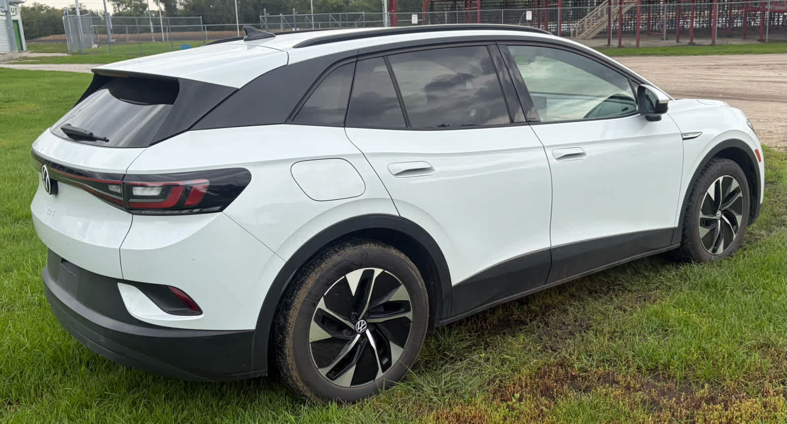 Used 2022 Volkswagen ID.4 Pro RWD image 10