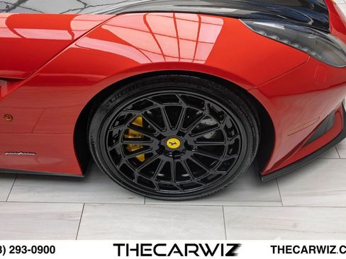 Used 2016 Ferrari F12 Berlinetta RWD image 37