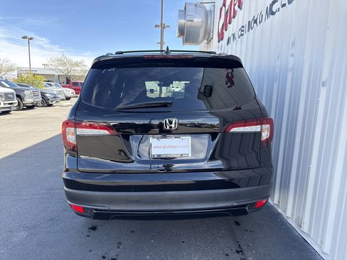Used 2022 Honda Pilot TrailSport image 6