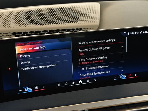 Certified 2025 BMW iX xDrive50 AWD/4WD image 34