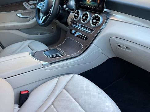 Certified 2022 Mercedes-Benz GLC 300 4MATIC image 15