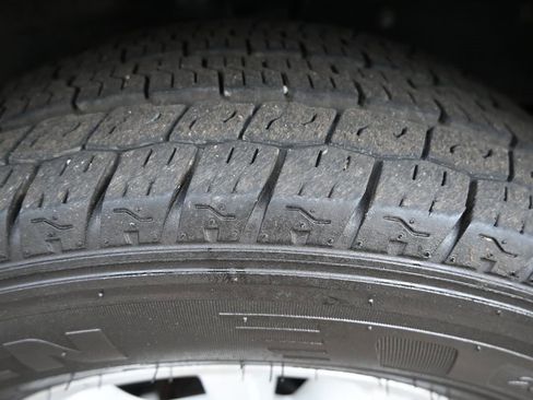 Used 2021 Ford Transit 350 XLT image 6