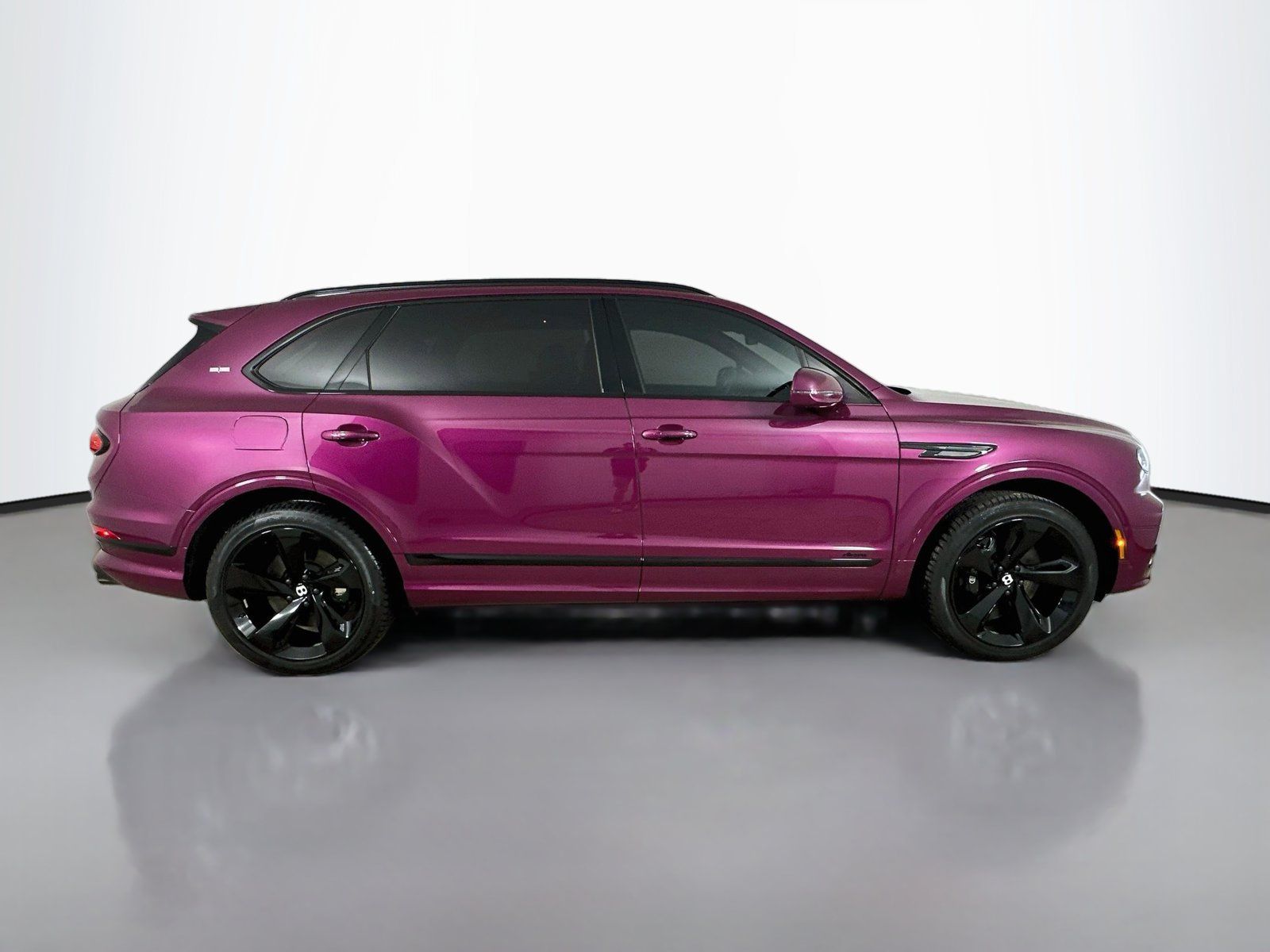 Used 2023 Bentley Bentayga Extended Wheelbase AWD/4WD image 5