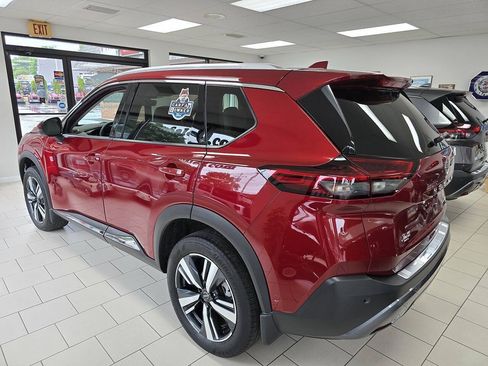 Used 2023 Nissan Rogue SL w/ SL Premium Package AWD/4WD image 12