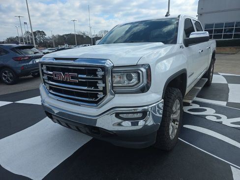 Used 2018 GMC Sierra 1500 SLT w/ SLT Premium Package image 7