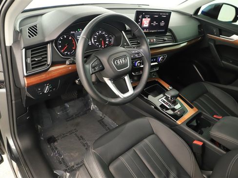 Certified 2023 Audi Q5 2.0T Premium w/ Convenience Package image 15