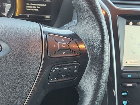 Certified 2019 Ford Explorer Limited w/ Class III Trailer Tow Package image 27