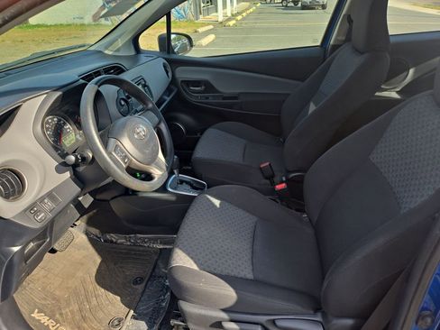 Used 2016 Toyota Yaris LE image 17