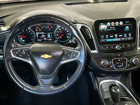 Used 2018 Chevrolet Malibu LT FWD image 15