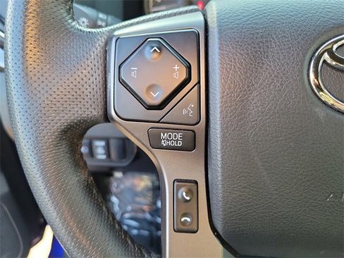 Used 2023 Toyota Tacoma TRD Sport image 5