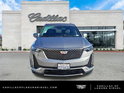 Used 2025 Cadillac XT6 Luxury image 2