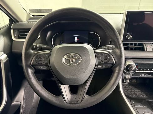 Used 2024 Toyota RAV4 AWD Hybrid image 20