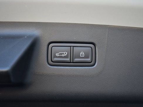 New 2025 Hyundai Santa Fe Limited image 35