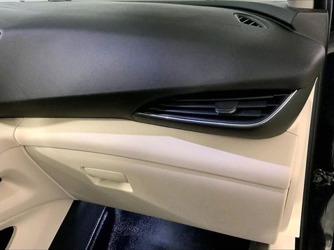 Used 2023 Buick Envision Avenir image 16