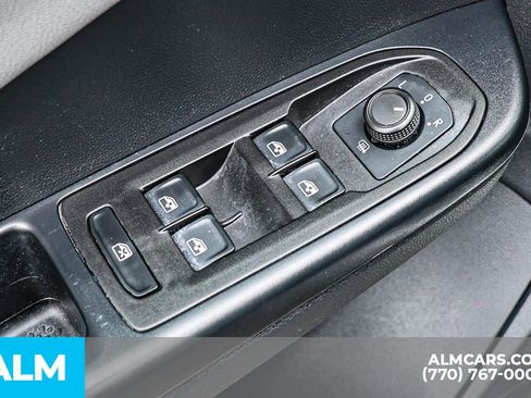 Used 2024 Volkswagen Taos SE FWD image 45