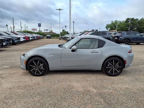 New 2026 MAZDA MX-5 Miata RF Grand Touring RWD image 8