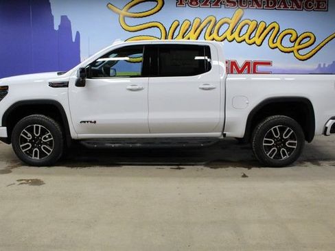 New 2026 GMC Sierra 1500 AT4 w/ AT4 Premium Package AWD/4WD image 8