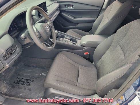 Used 2023 Honda Accord EX image 10